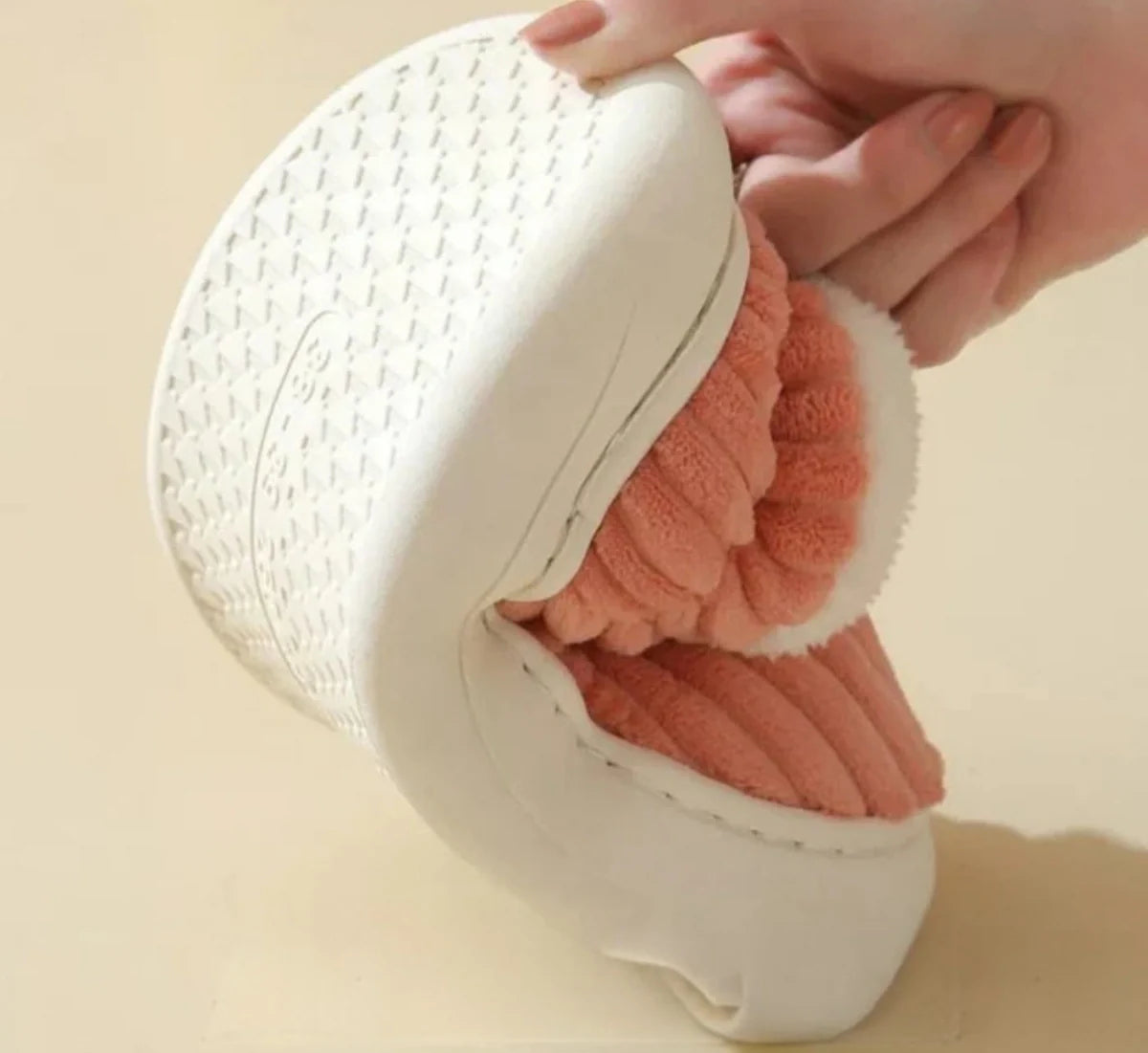 Zapatillas de casa de invierno terapéuticas FluffEase™ – Calidez en todo momento | 1+1 GRATIS